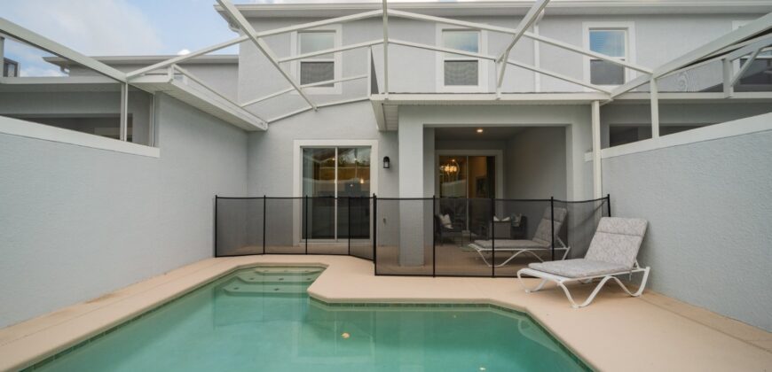 Villa with Private Poll & Resort